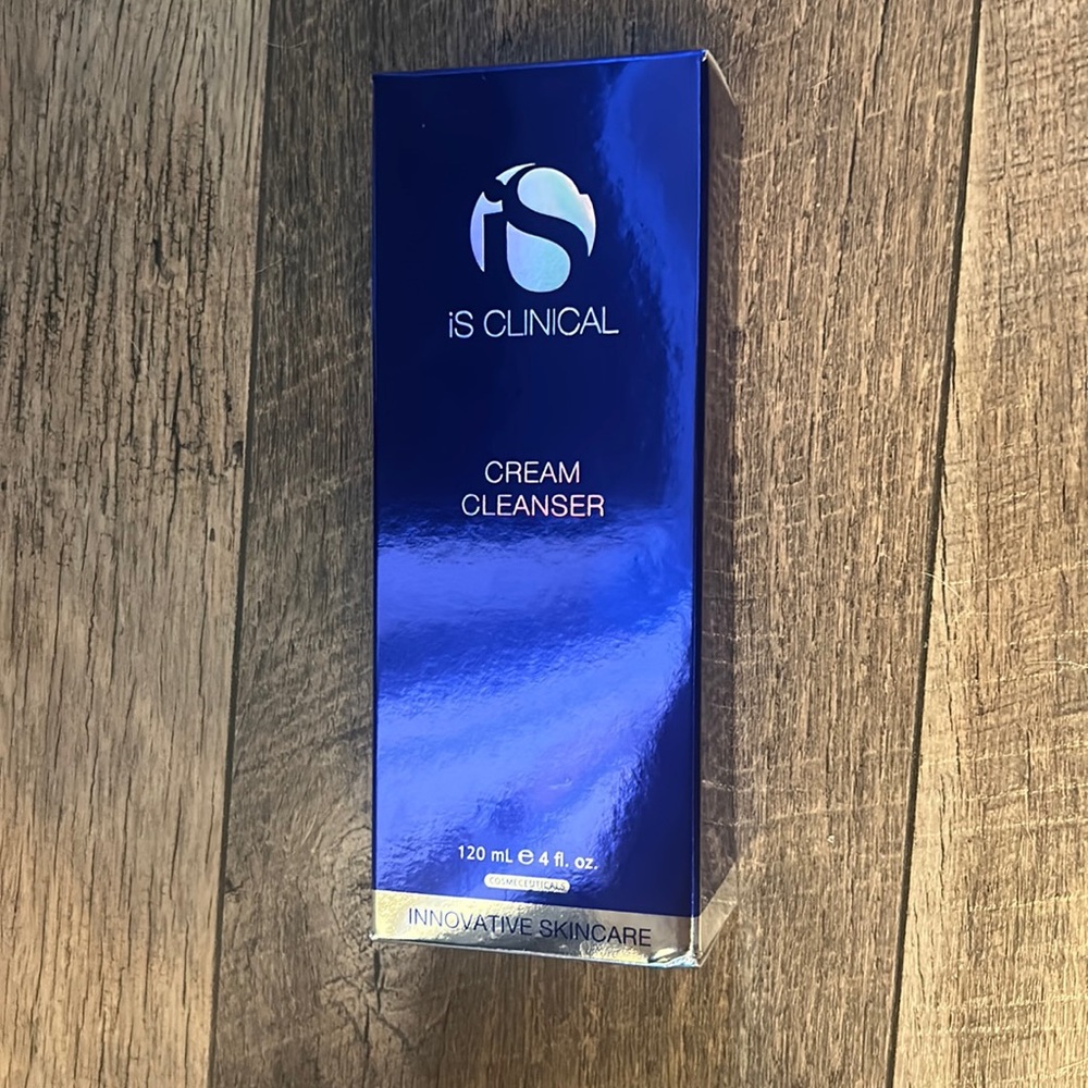Isclinical cream cleanser